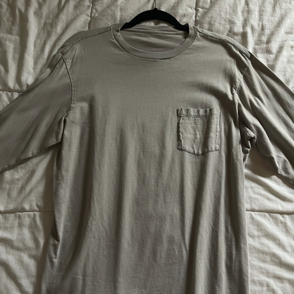 Vineyard Vines long sleeve t shirt.